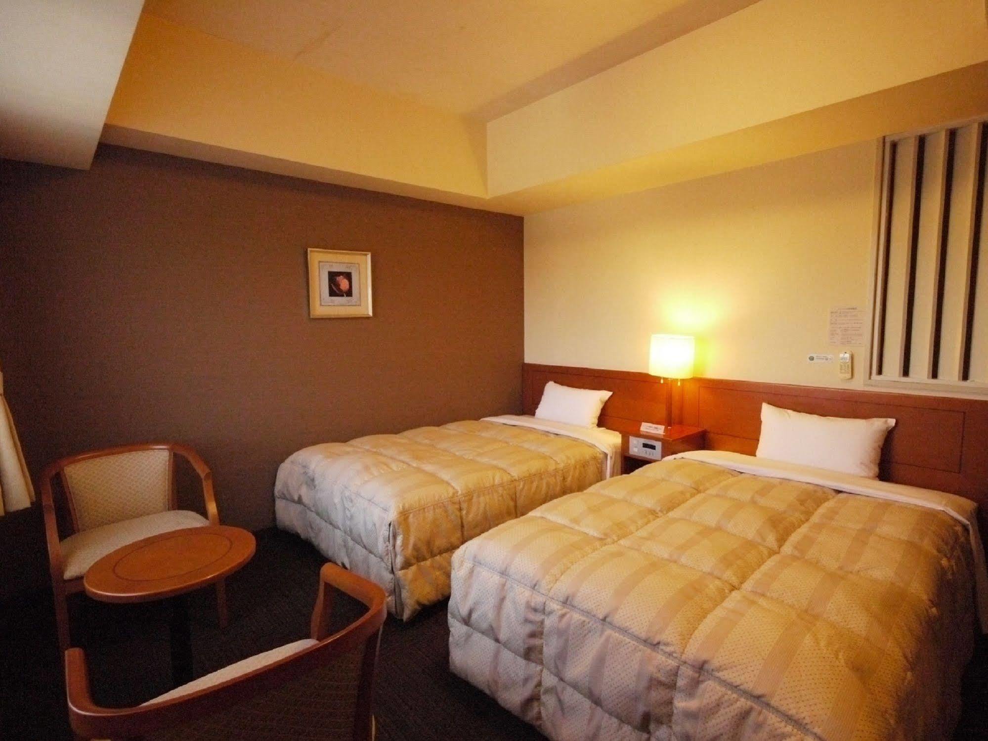 Hotel Route-Inn Сузука Екстериор снимка
