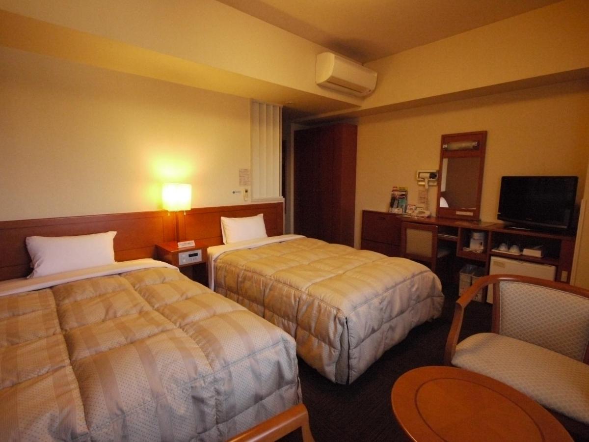 Hotel Route-Inn Сузука Екстериор снимка